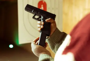 Qual o alcance de um tiro de 380? 24 Pistola 380 pente